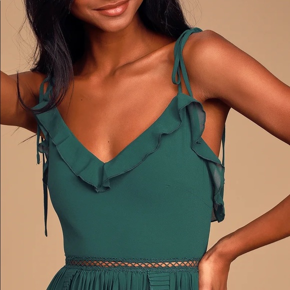 Never a Dull Moment Emerald Green Pleated Dress - Picture 2 of 9